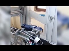 Vous avez bien vu, la dureté des boulons est triée automatiquement, une pièce par seconde