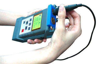 Un bon prix. Deux unités de mesure, électromètre de conductivité numérique, facile à transporter en ligne